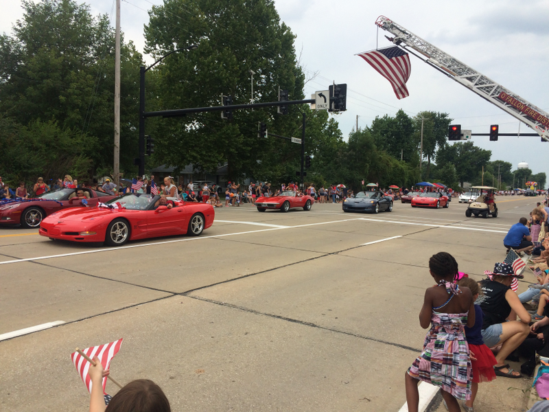 Illustration for article titled Independence Day Parade - the cars